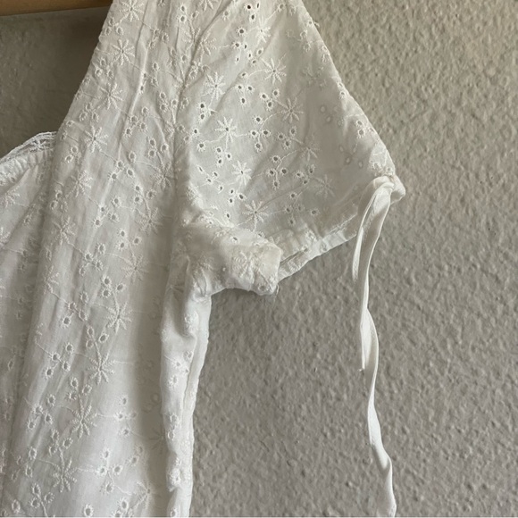 Cotton Eyelet Ruffle hem Dress - Picture 8 of 13